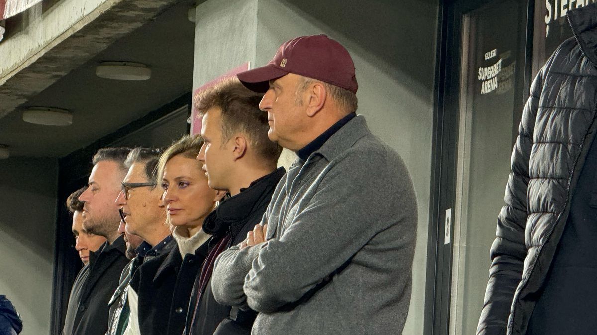 Tribună oficială înțesată de VIP-uri la Rapid - FCSB » Șucu și Angelescu au venit alături de soții