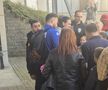 Ieșire blocată » Imagini surprinse după Esbjerg - CSM București. Pintea a scos capul pe ușa vestiarului: „Nicio șansă”