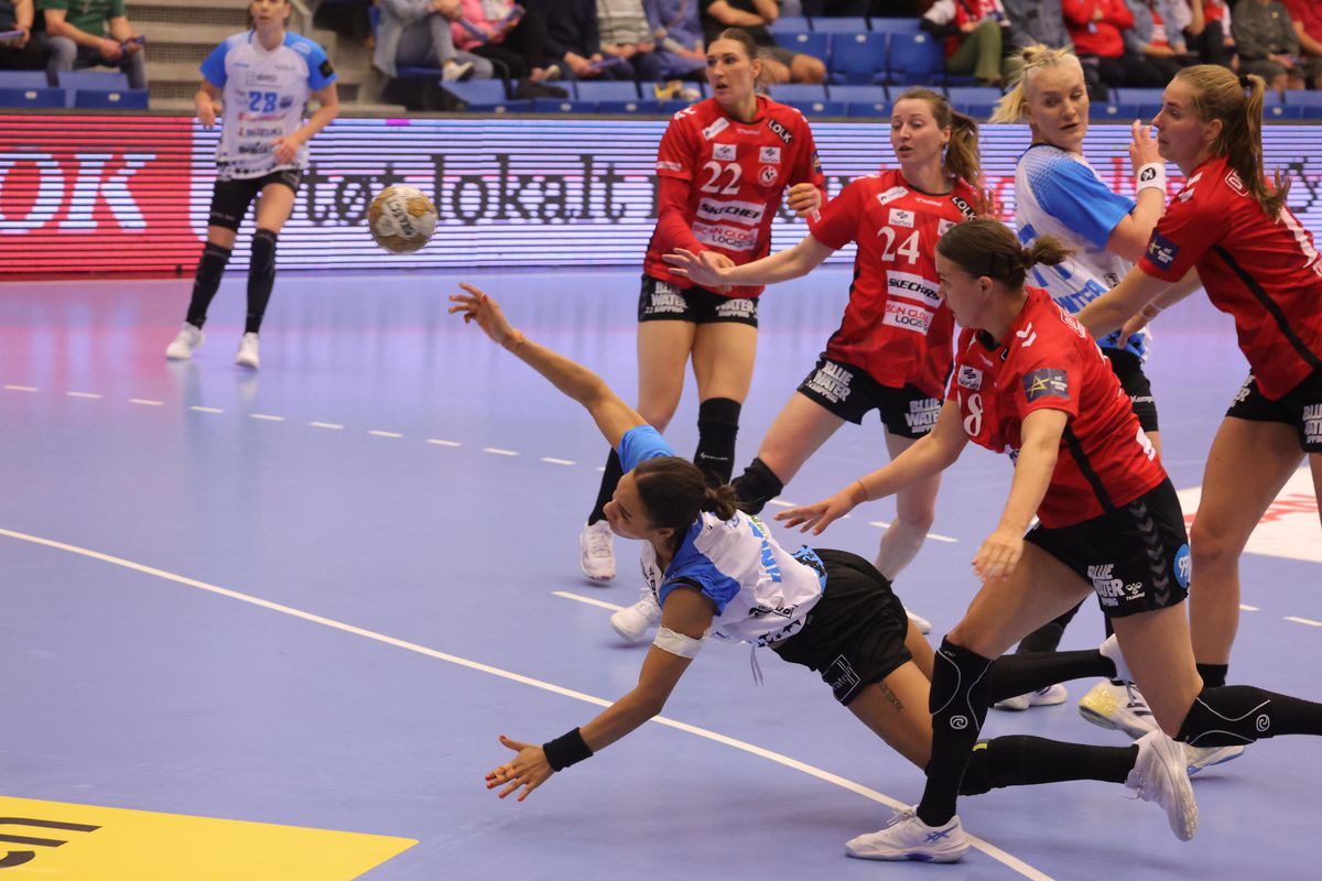 Esbjerg - CSM București 26-22. Visul frumos s-a terminat! „Tigroaicele” s-au prăbușit pe final în Danemarca, la peste 100 de decibeli