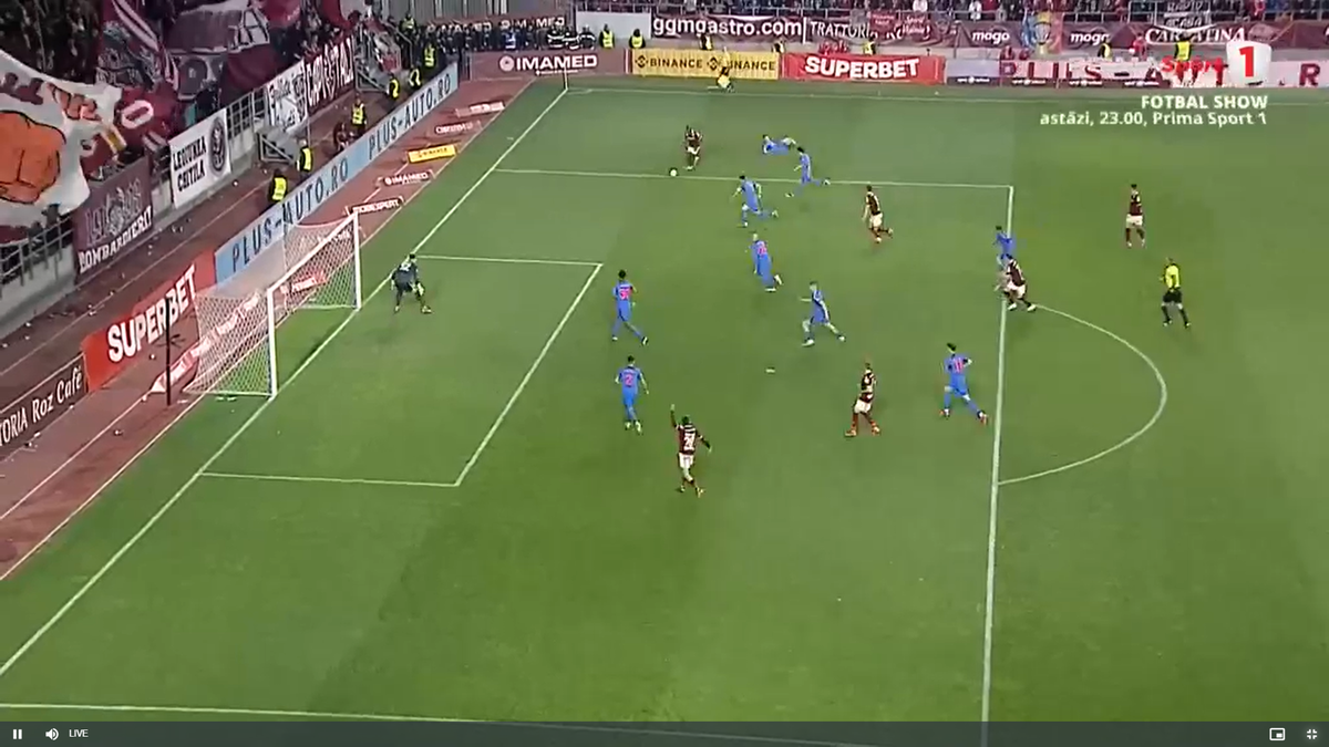 Radu Petrescu i-a refuzat Rapidului un penalty, după ce Christensen a fost tamponat de Târnovanu: „Decizie eronată”