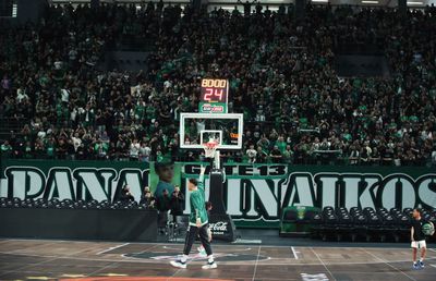 Scene uluitoare în Atena, nemaivăzute de 30 de ani! Peste 11.000 de suporteri au asistat la antrenamentul lui Panathinaikos: „Nebunia a rămas la fel”