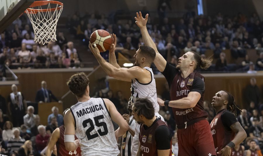 Mihai Silvășan, după un sezon regulat sub așteptări pentru U-BT Cluj-Napoca: „Nu este o tragedie” » Care e situația lui Zavier Simpson, absent la ultimele două jocuri