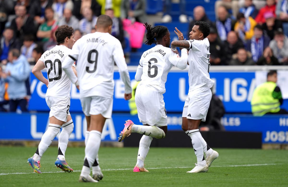 Se profileaz&#259; &bdquo;afacerea&rdquo; verii! Schimbul spectaculos propus de Liverpool lui Real Madrid