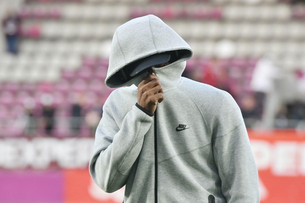 Imagini de pe gazon, înainte de Rapid - FCSB