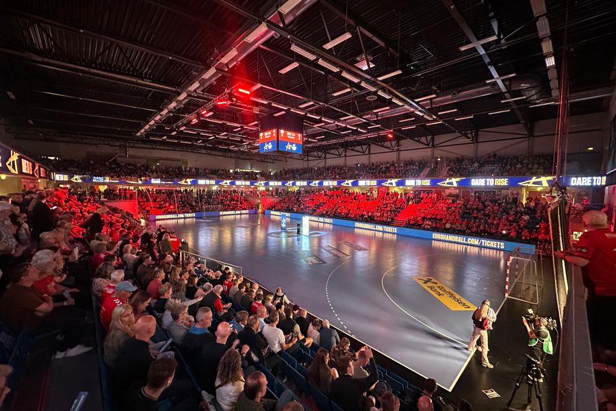 Esbjerg - CSM București 26-22. Visul frumos s-a terminat! „Tigroaicele” s-au prăbușit pe final în Danemarca, la peste 100 de decibeli