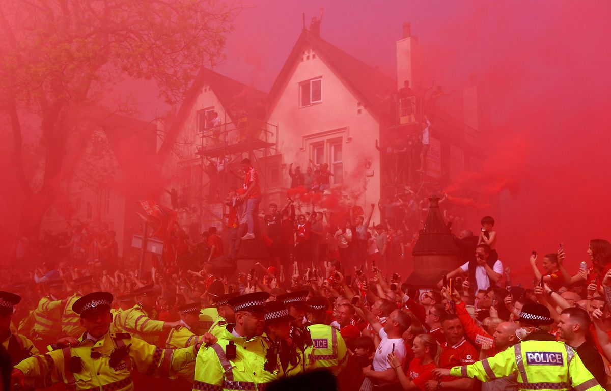 Liverpool este noua campioană a Angliei! „Cormoranii” i-au zdrobit pe cei de la Tottenham » Scene fabuloase pe Anfield