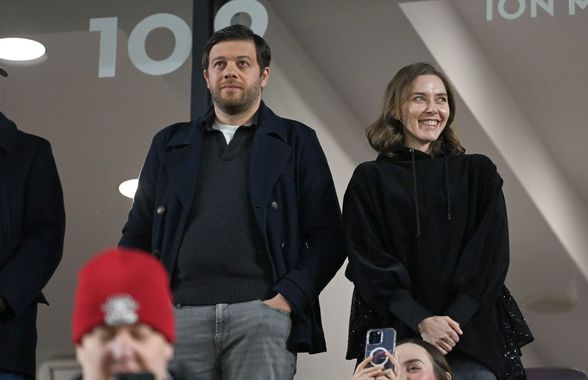 Tribună oficială înțesată de VIP-uri la Rapid - FCSB » Șucu și Angelescu au venit alături de soții