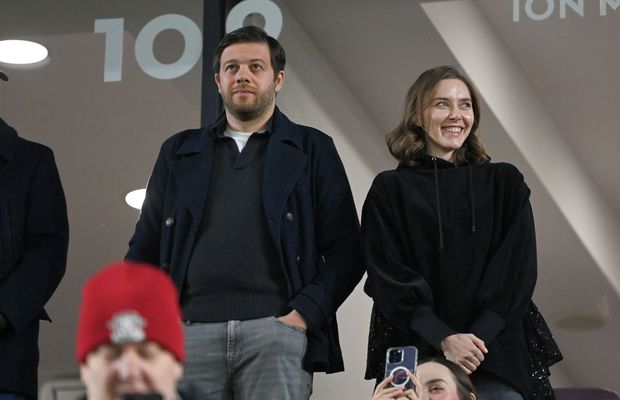 Tribună oficială înțesată de VIP-uri la Rapid - FCSB » Șucu și Angelescu au venit alături de soții