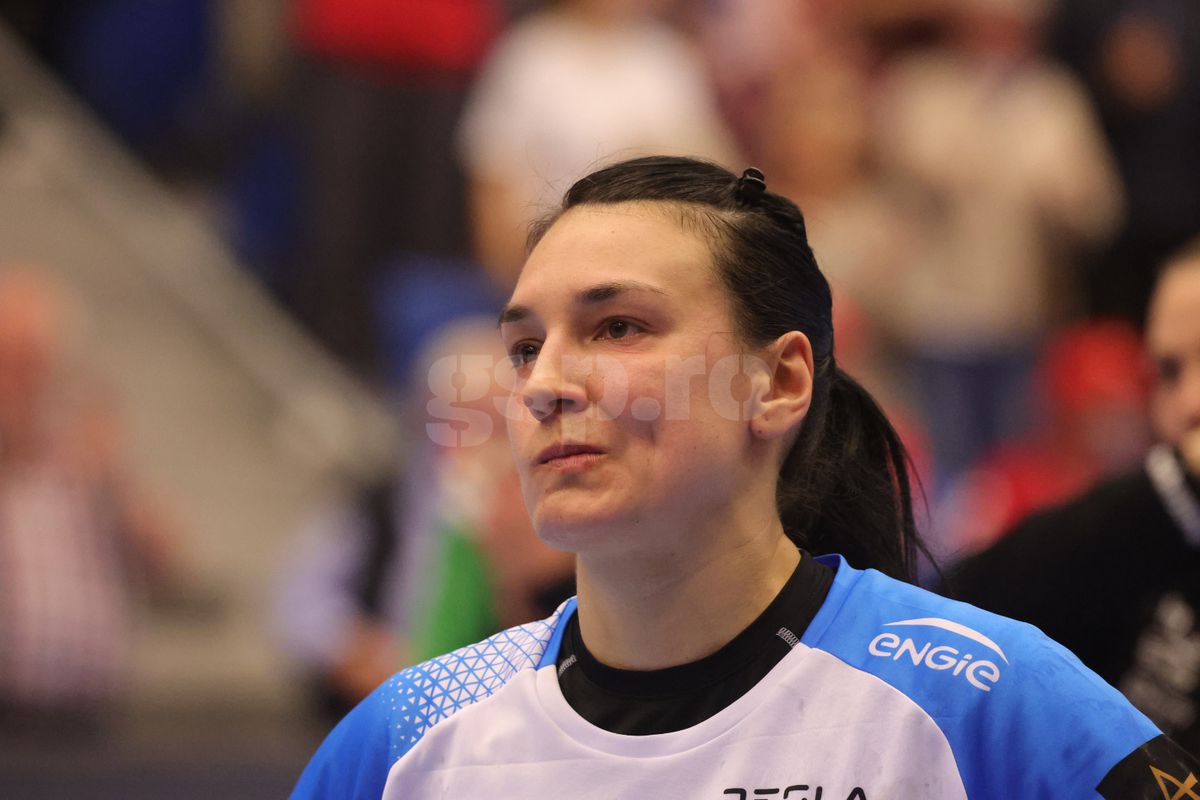 Cristina Neagu, în lacrimi după ultimul meci din carieră în Champions League