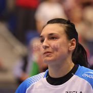 Cristina Neagu, în lacrimi după ultimul meci din carieră în Champions League/ foto: Ionuț Iordache (GSP)