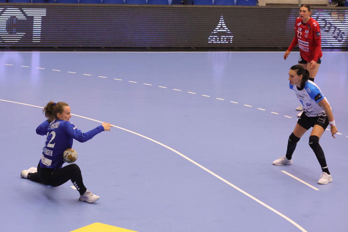 Esbjerg - CSM București 26-22. Visul frumos s-a terminat! „Tigroaicele” s-au prăbușit pe final în Danemarca, la peste 100 de decibeli