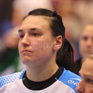Cristina Neagu, în lacrimi după ultimul meci din carieră în Champions League/ foto: Ionuț Iordache (GSP)