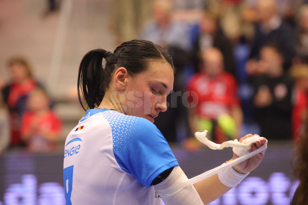 Esbjerg - CSM București 26-22. Lacrimi pe parchet: Cristina Neagu, deznădăjduită, după ultimul meci din carieră în Champions League