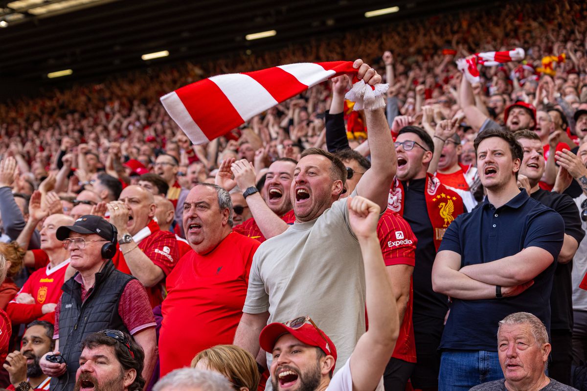 Liverpool - Tottenham, sărbătoare de titlu pentru „cormorani” // 27.04.2025