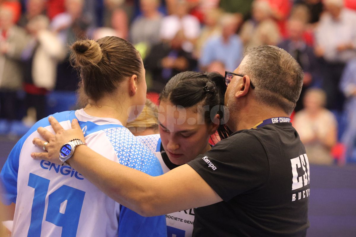 Esbjerg - CSM București 26-22. Lacrimi pe parchet: Cristina Neagu, deznădăjduită, după ultimul meci din carieră în Champions League