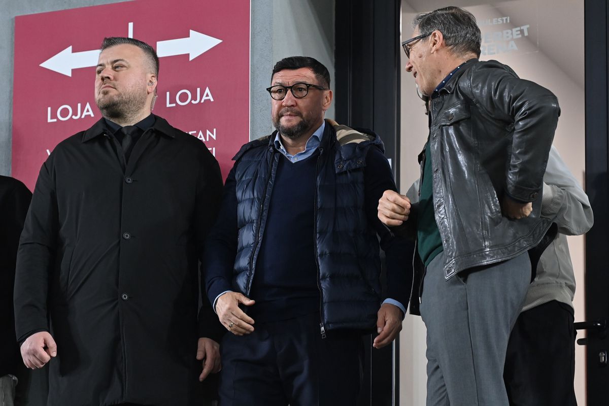 Tribună oficială înțesată de VIP-uri la Rapid - FCSB » Șucu și Angelescu au venit alături de soții