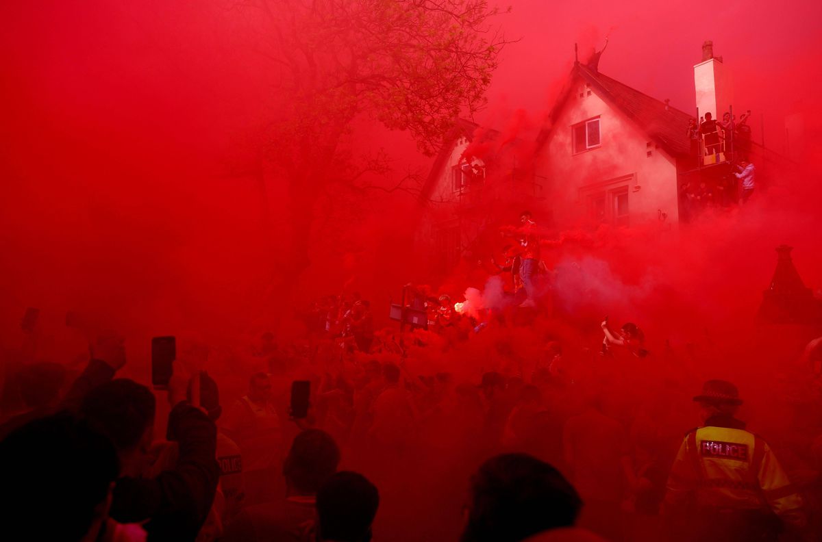 Liverpool este noua campioană a Angliei! „Cormoranii” i-au zdrobit pe cei de la Tottenham » Scene fabuloase pe Anfield
