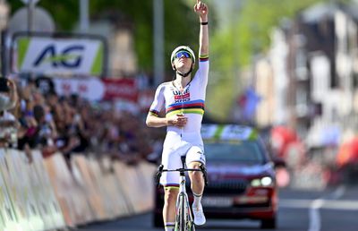 Tadej Pogacar, fără rival! » Dominant în Liege-Bastogne-Liege, a noua victorie din carieră într-o cursă-monument