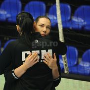 Cristina Neagu și-a îmbrățișat toate colegele înainte de Esbjerg - CSM București