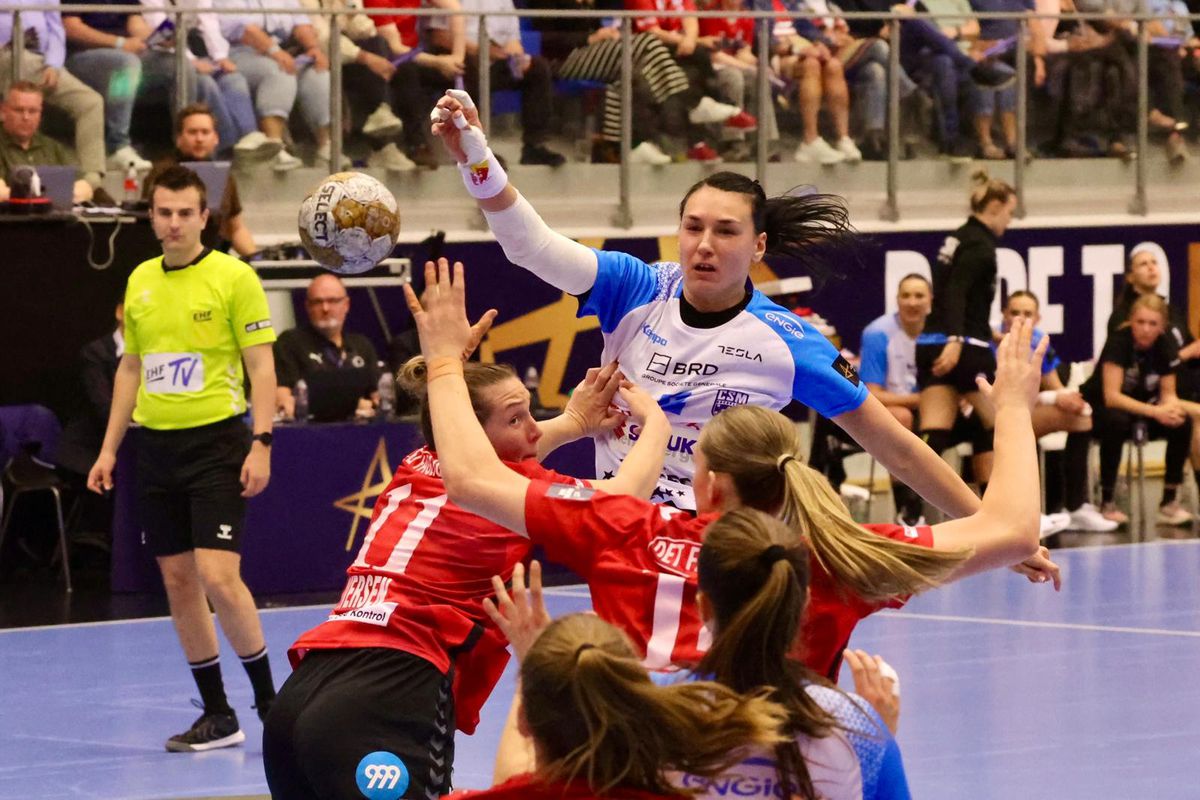 Esbjerg - CSM București 26-22. Visul frumos s-a terminat! „Tigroaicele” s-au prăbușit pe final în Danemarca, la peste 100 de decibeli