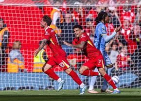 Liverpool - Tottenham, sărbătoare de titlu pentru „cormorani” » Show total pe Anfield