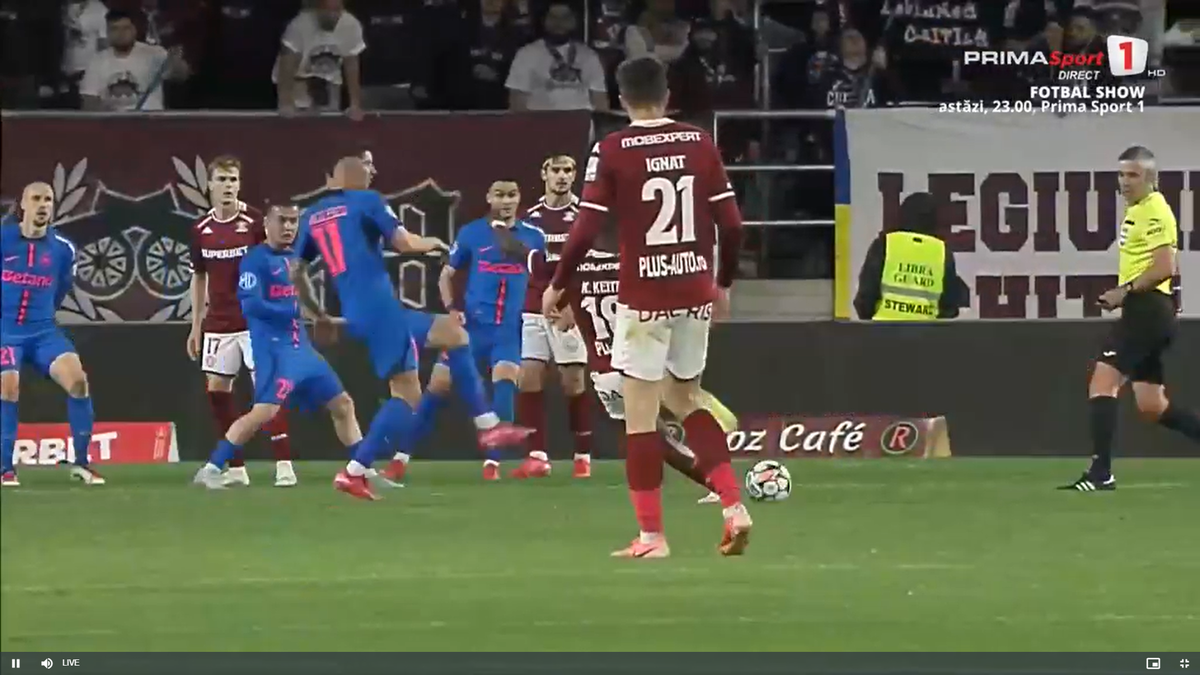 Radu Petrescu i-a refuzat Rapidului un penalty, după ce Christensen a fost tamponat de Târnovanu: „Decizie eronată”