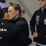 Cristina Neagu și-a îmbrățișat toate colegele înainte de Esbjerg - CSM București
