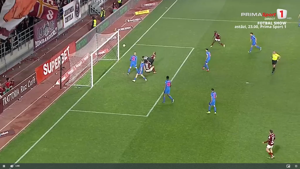 Radu Petrescu i-a refuzat Rapidului un penalty, după ce Christensen a fost tamponat de Târnovanu: „Decizie eronată”