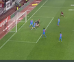 Radu Petrescu i-a refuzat Rapidului un penalty, după ce Christensen a fost tamponat de Târnovanu: „Decizie eronată”