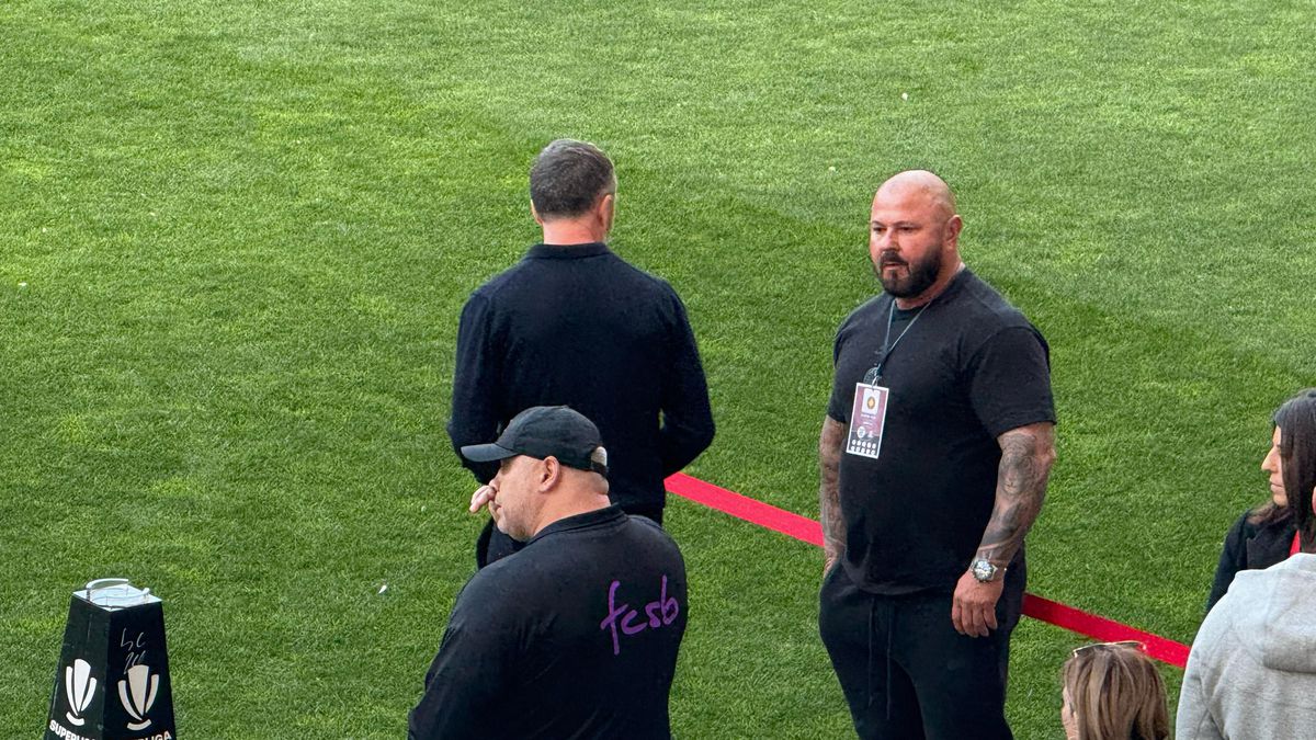 Mihai Stoica și-a făcut apariția în Giulești alături de George „Pachet” și „Buze”