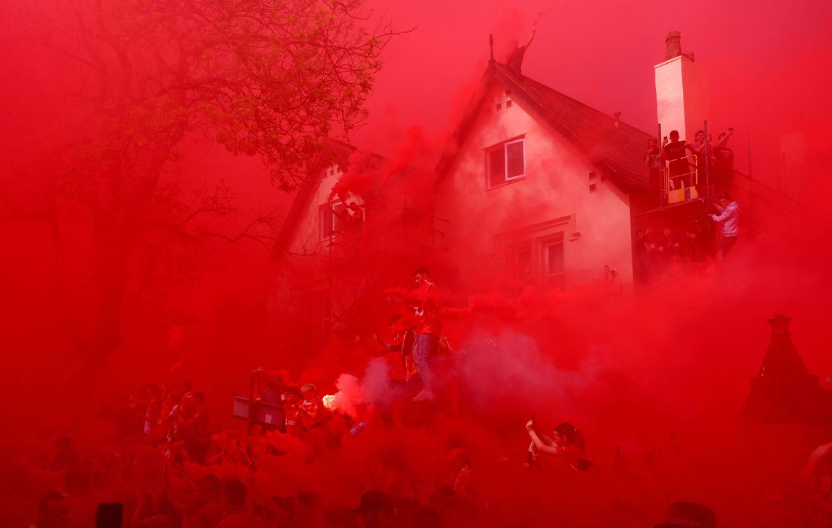 Liverpool este noua campioană a Angliei! „Cormoranii” i-au zdrobit pe cei de la Tottenham » Scene fabuloase pe Anfield
