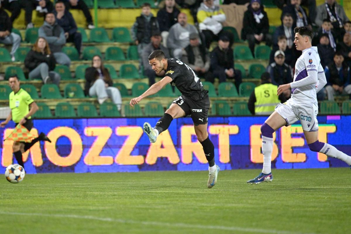 FC Argeș - Universitatea Craiova » Gol anulat în minutul 61!