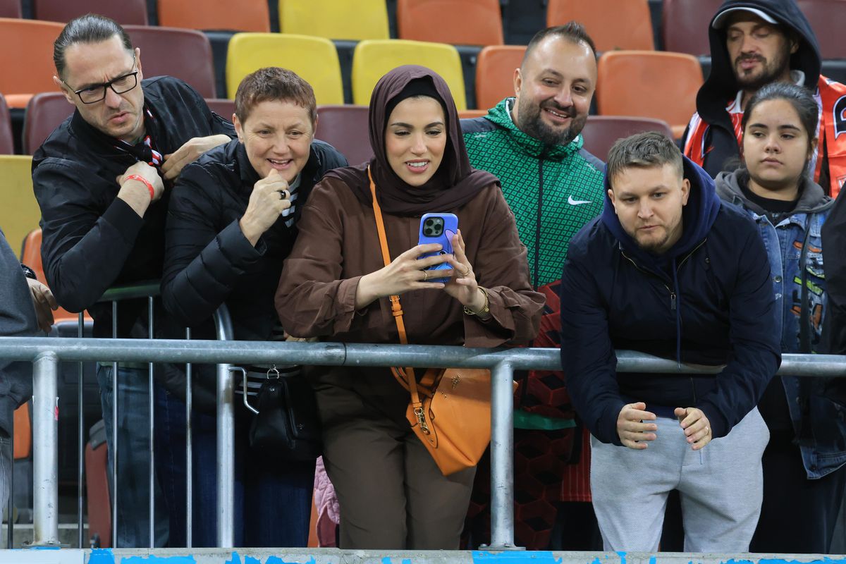 Imagini de la finalul meciului Dinamo - Rapid