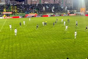 FC Argeș - Universitatea Craiova » Oltenii se aruncă în atac de la început