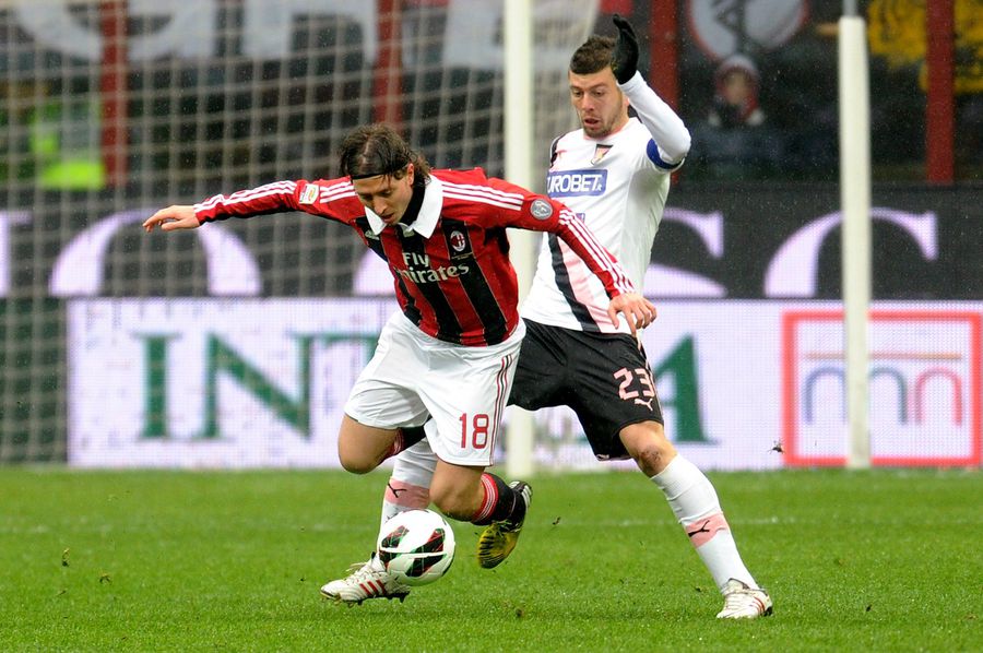 Un antrenor italian, pe lista scurtă a lui FCSB » AC Milan a plătit în schimbul său 15 milioane de euro