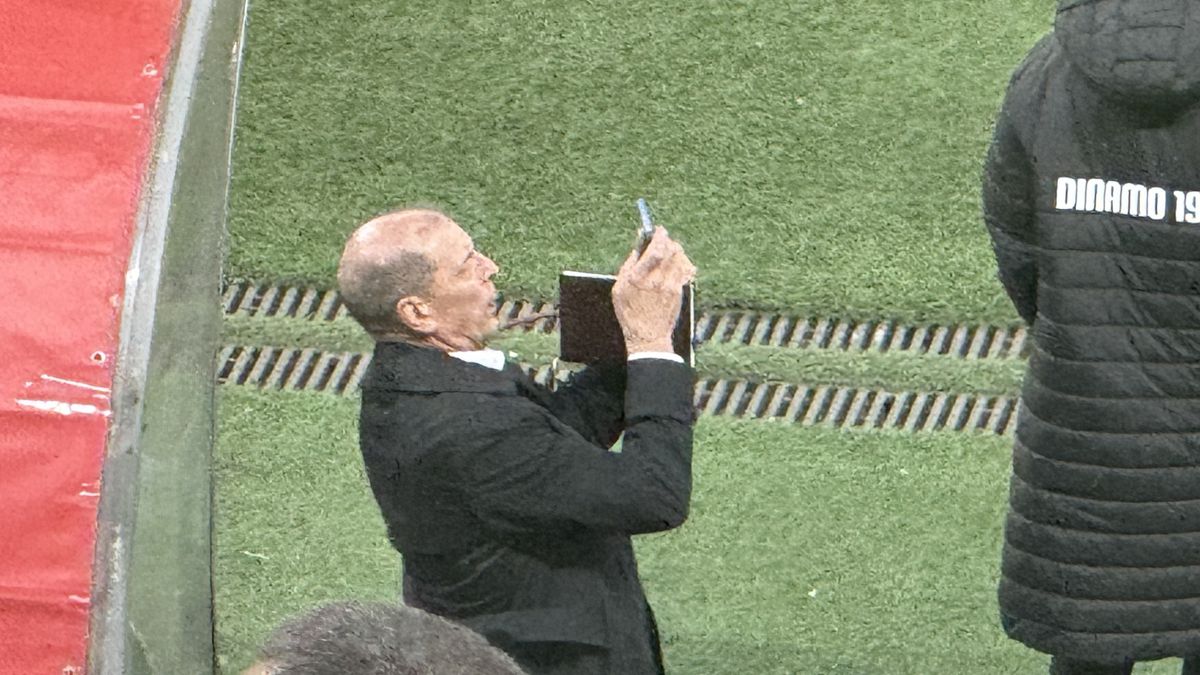 Raport stufos pe masa Comisiei de Disciplină! Ce riscă Dinamo după derapajele rasiste de la meciul cu Rapid