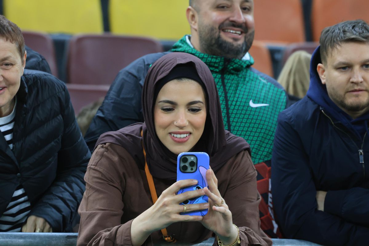 Imagini de la finalul meciului Dinamo - Rapid