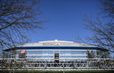 Descoperire macabră la Gelsenkirchen! » Angajații care fac curățenie pe „AufSchalke” au sunat la poliție