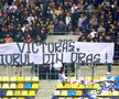 „Victoraș, pariorul din oraș”, banner la Dinamo - Rapid, foto: Cristi Preda / GSP