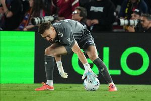 Presa spaniolă i-a găsit ceva lui Ionuț Radu: „ O ieșire nesăbuită în afara porții...”