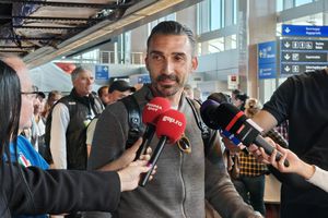 Elias Charalambous a revenit în România, Gigi Becali îl așteaptă la negocieri: „Am avut parte de ani frumoși aici și sunt fericit să mă întorc”