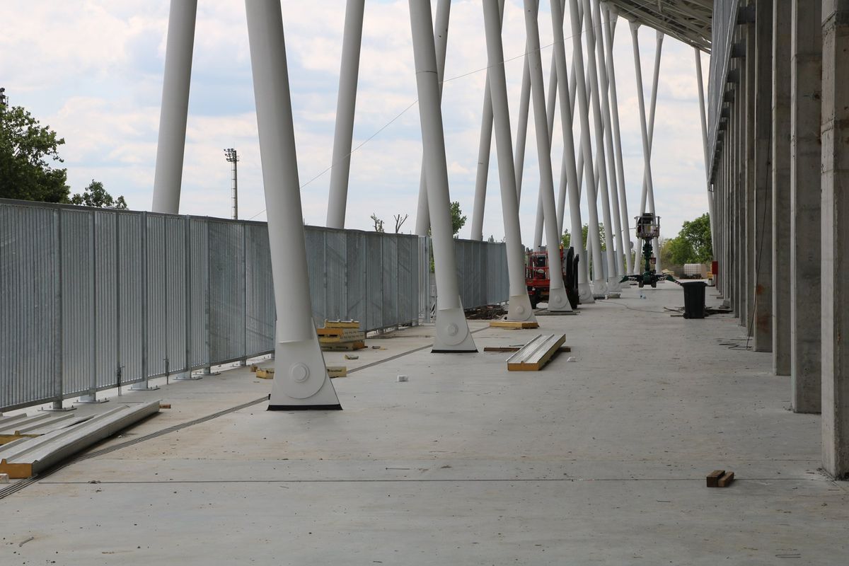 FOTO Au fost montați primii turnicheți la Stadionul Ghencea