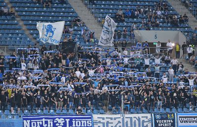 Al 12-lea jucător e „incert” » Suporterii olteni nu s-au înghesuit la casele de bilete, înaintea meciului cu Botoșani