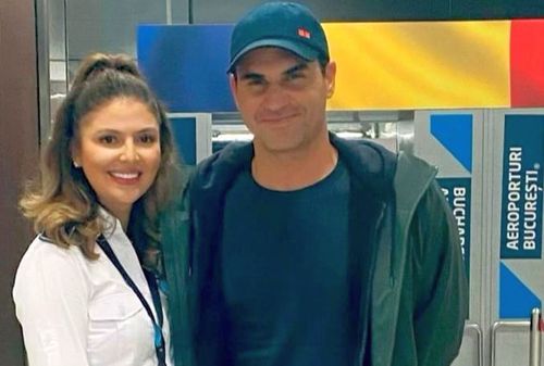Fostul mare jucător elvețian Roger Federer (41 de ani) a fost surprins pe aeroportul „Henry Coandă” din București, în decursul zilei de vineri, 26 mai. 
Foto: Facebook @ Poliția de Frontieră Română