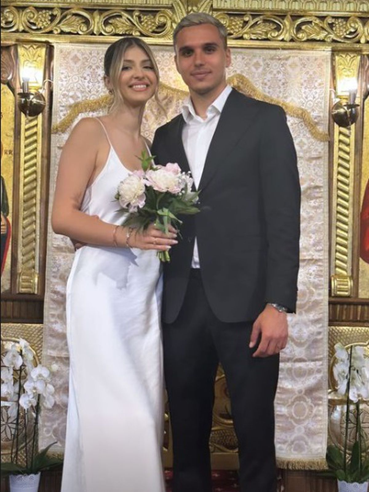 Cristi Manea și iubita sa, Irina Deaconescu, au devenit părinți: „Bună, prieteni! Eu sunt Victoria”