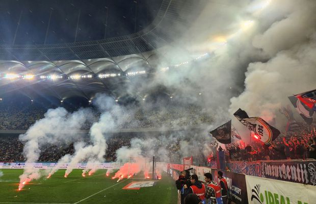 FCSB - Rapid, în pericol după ploaia de torțe și scandări rasiste » Cum au sfidat ultrașii anunțul crainicului