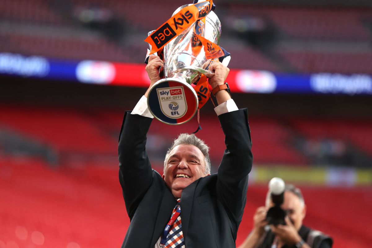 Cine e Luton Town? 10 lucruri despre nou-promovata care a uimit Anglia » În urmă cu 10 ani juca în liga a 5-a + Zdrobită în două meciuri de CCA!