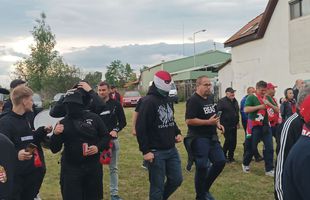Apariție incredibilă la Csikszereda - Dinamo » Și-a făcut mască din steagul Ungariei