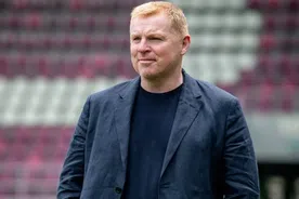 Primul fotbalist care a semnat cu Rapid după venirea lui Neil Lennon » Contract pe 3 ani pentru jucătorul cu prestații apreciate în Superliga