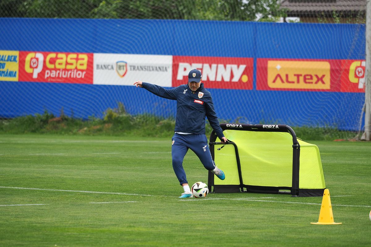 Cum a apărut Nicolae Stanciu la Mogoșoaia, înainte de EURO 2024 » Imagini de la antrenamentul României de azi